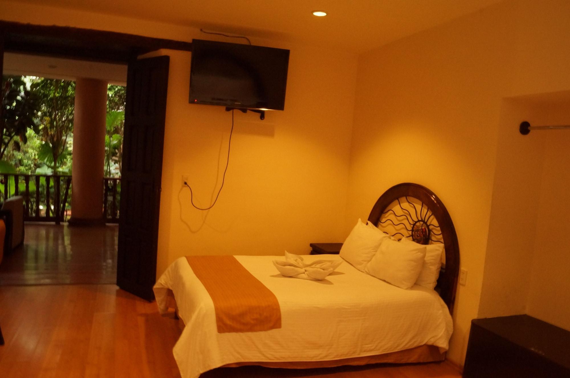 Hotel Jardines Del Centro San Cristóbal de Las Casas Екстериор снимка
