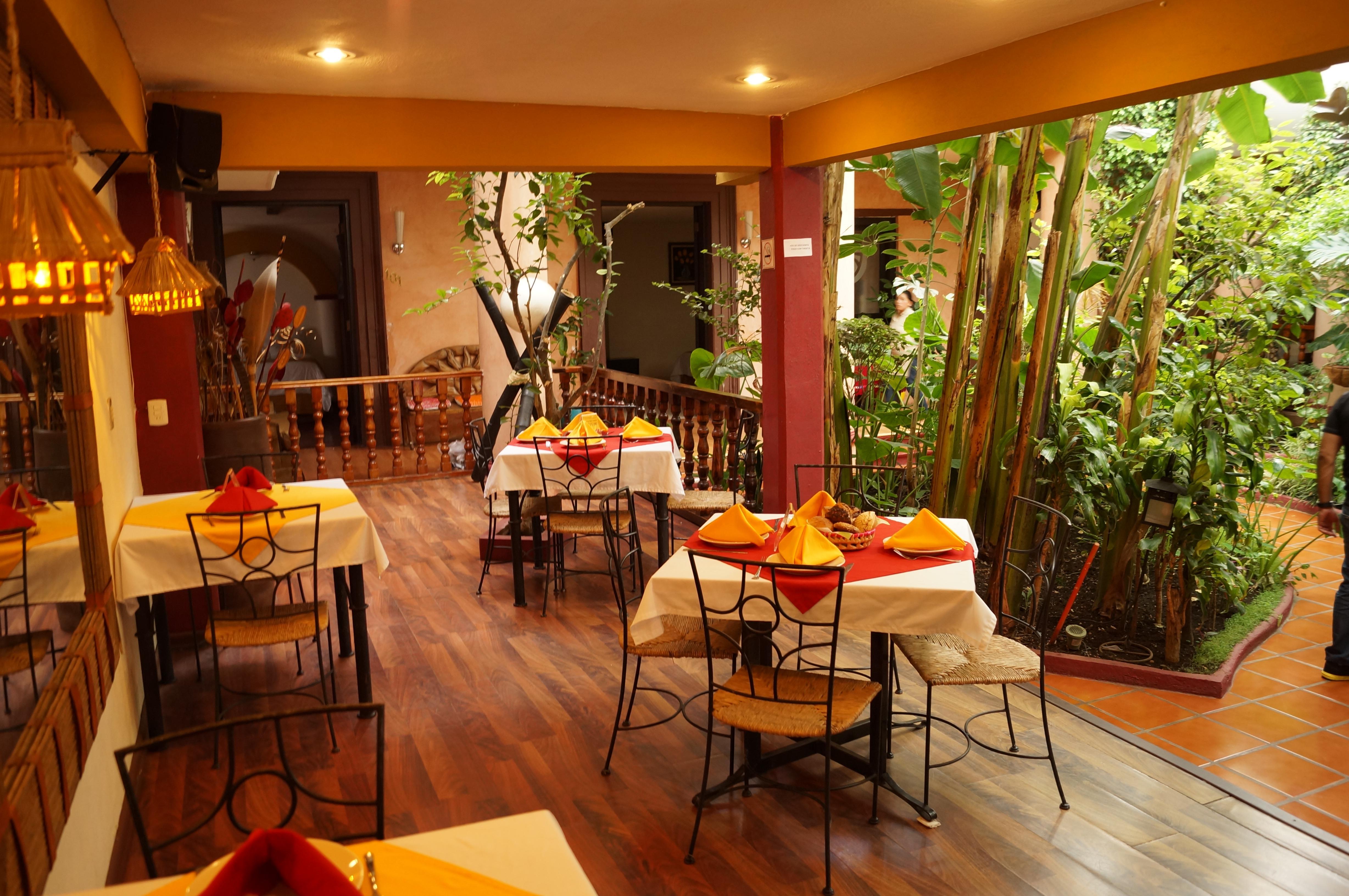 Hotel Jardines Del Centro San Cristóbal de Las Casas Екстериор снимка