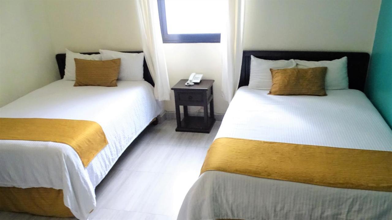 Hotel Jardines Del Centro San Cristóbal de Las Casas Екстериор снимка