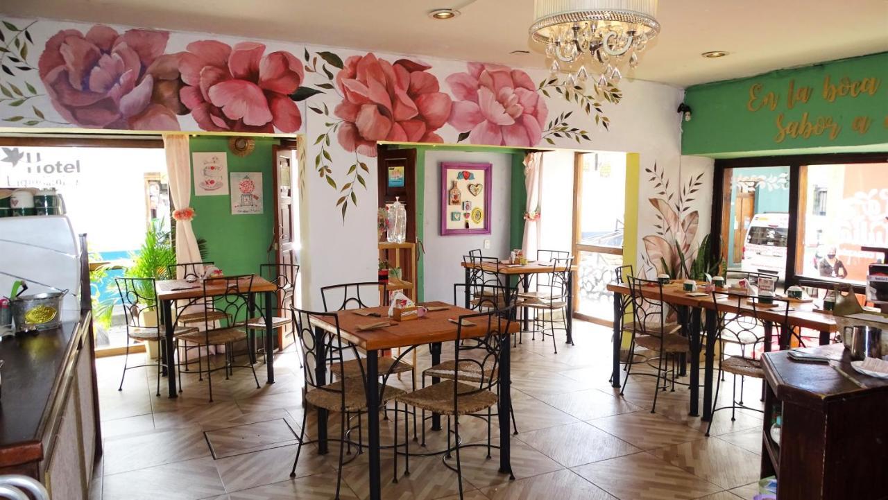 Hotel Jardines Del Centro San Cristóbal de Las Casas Екстериор снимка