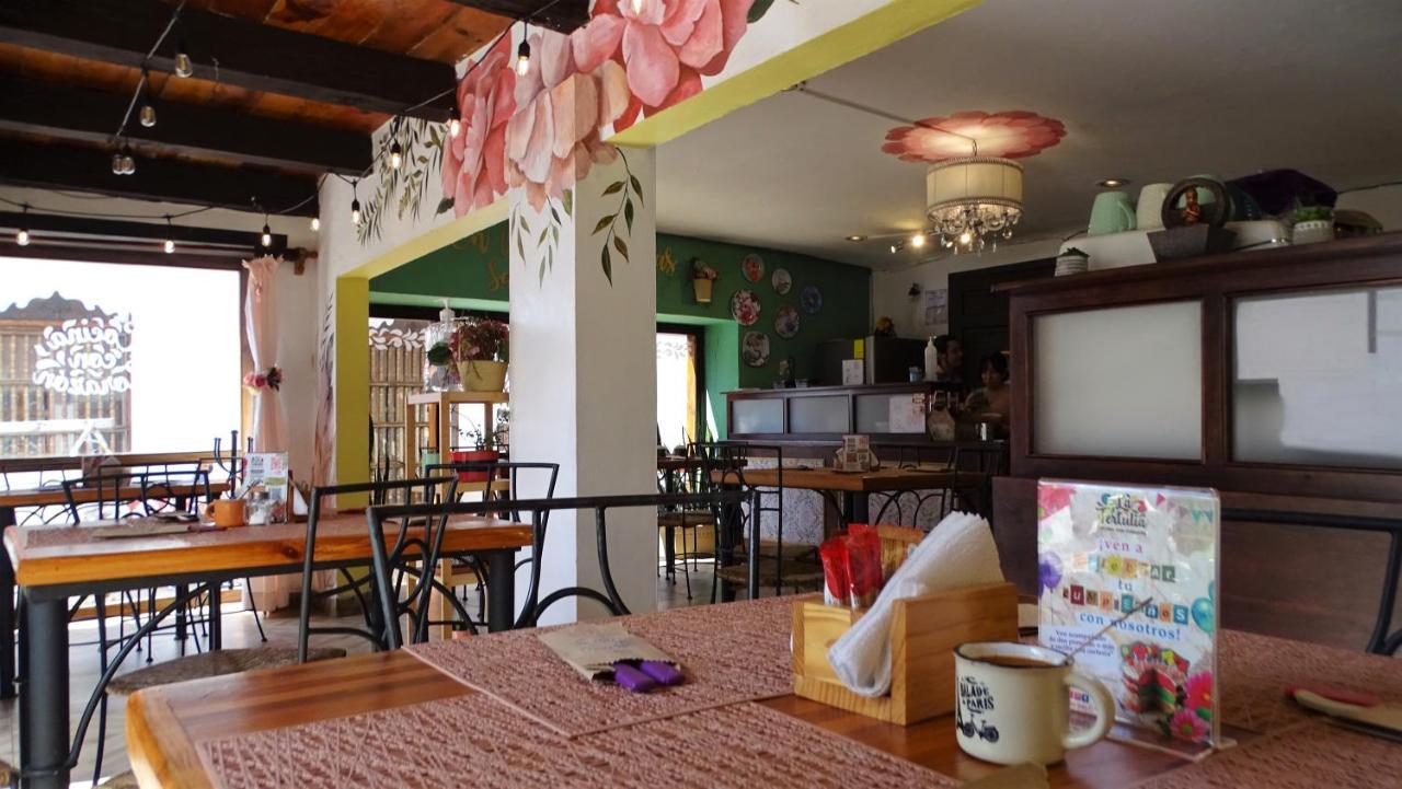 Hotel Jardines Del Centro San Cristóbal de Las Casas Екстериор снимка