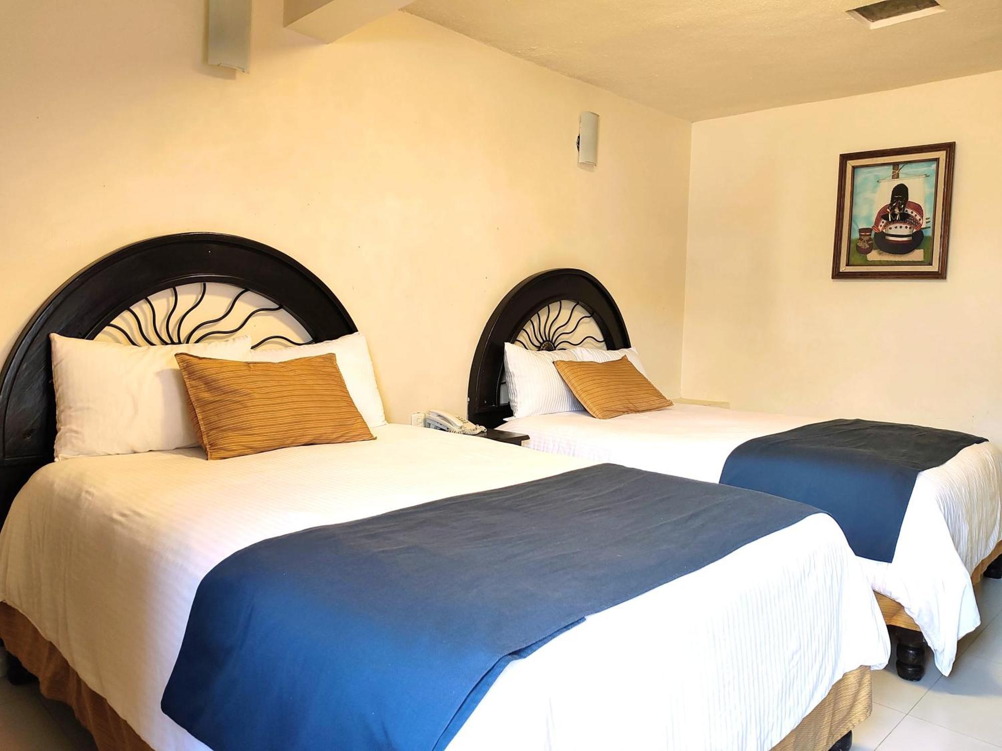 Hotel Jardines Del Centro San Cristóbal de Las Casas Екстериор снимка