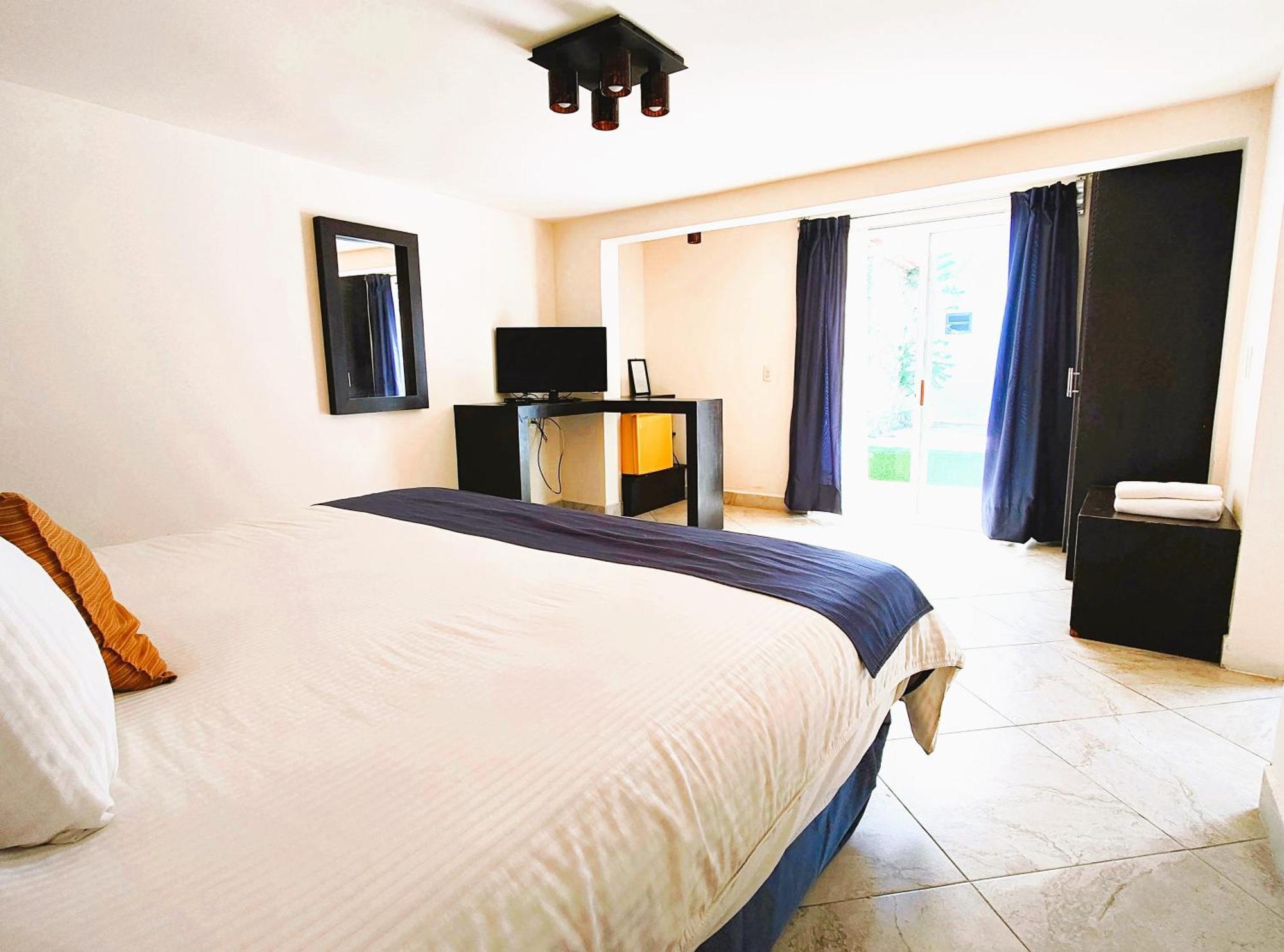 Hotel Jardines Del Centro San Cristóbal de Las Casas Екстериор снимка