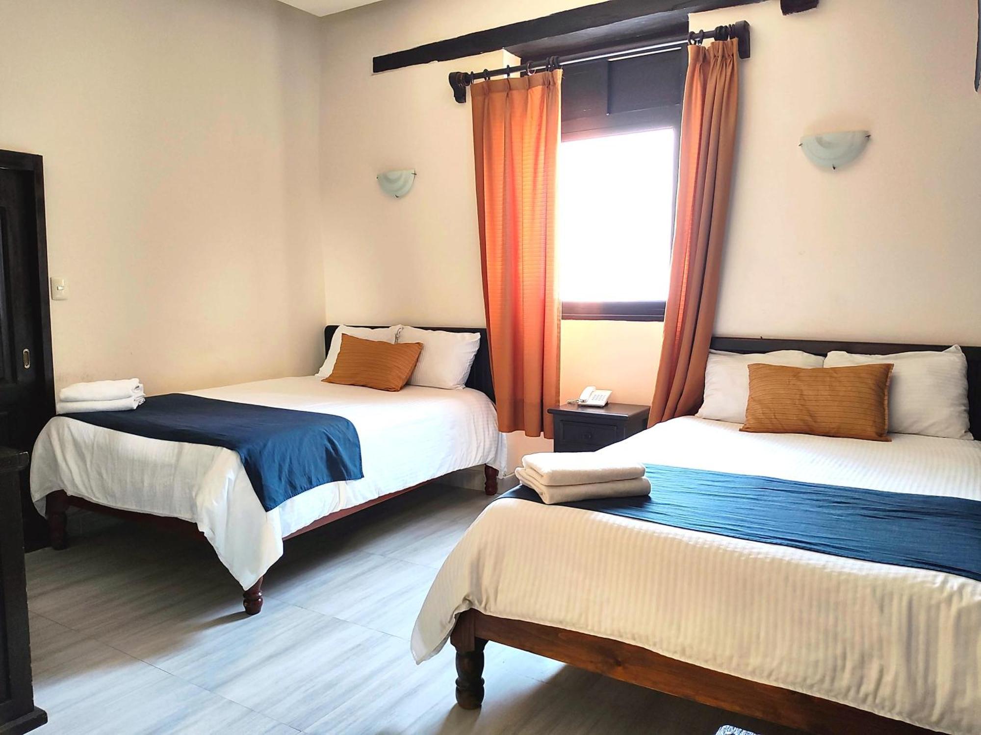 Hotel Jardines Del Centro San Cristóbal de Las Casas Екстериор снимка